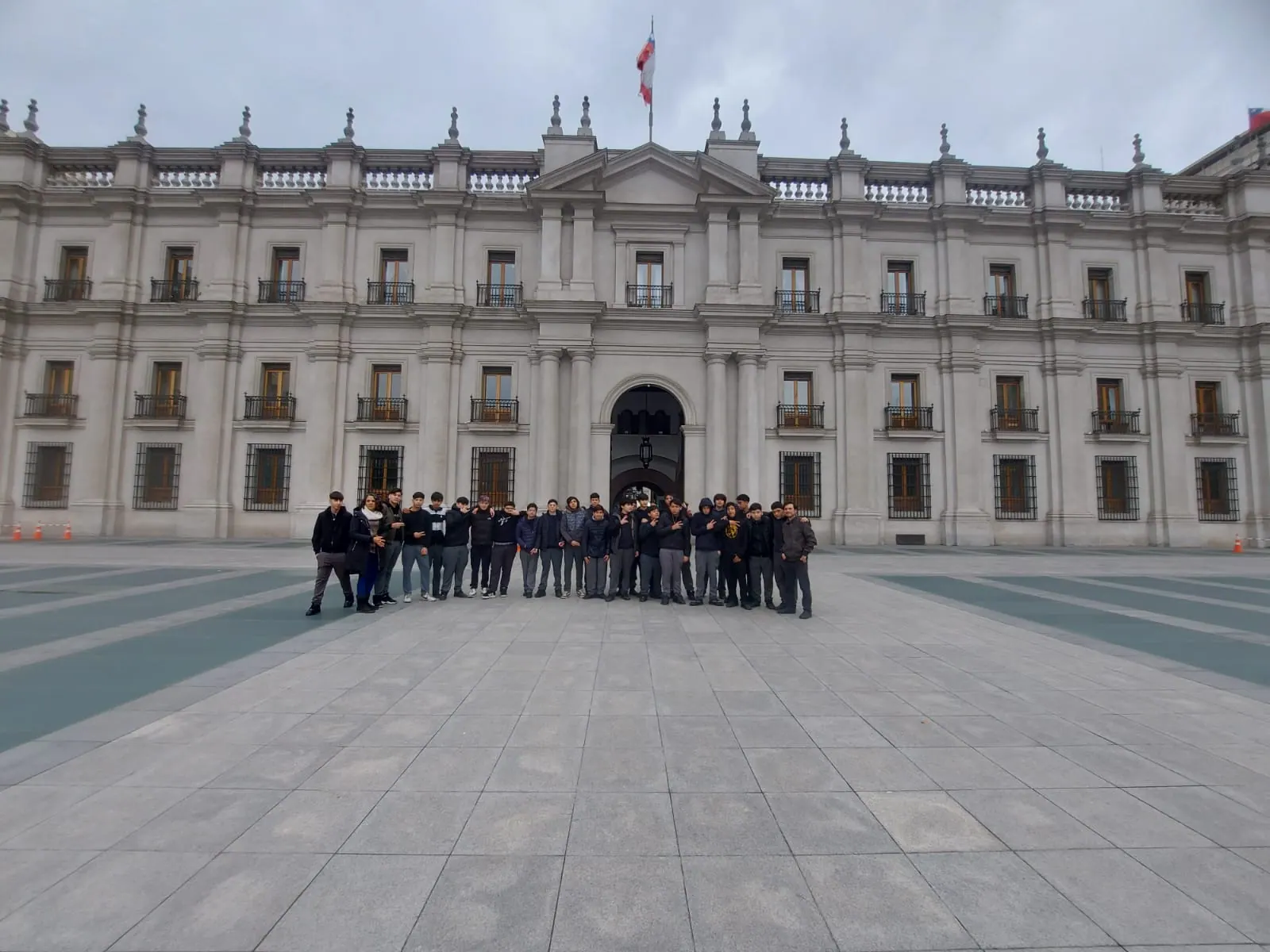 Salida Pedagógica a La Moneda — 1° Medio B — foto 26
