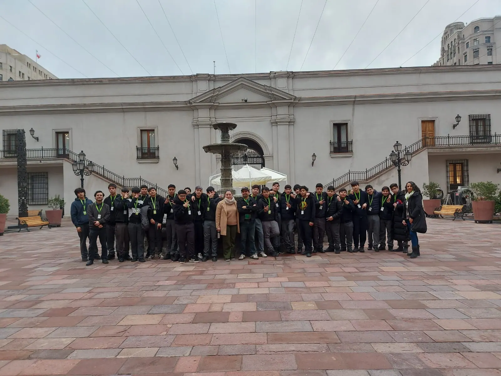 Salida Pedagógica a La Moneda — 1° Medio B — foto 37